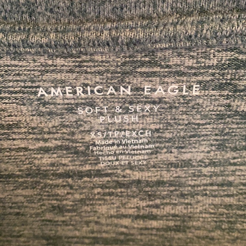 Top - Picture 2 of 2